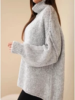 Dámský oversize svetr s příměsí model 22391388 rolákem a širokými rukávy šedý - K-Fashion