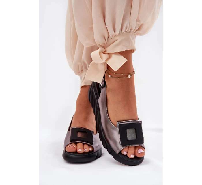 Dámské kožené sandály na platformě s ozdobou model 21693470 grafitové - Artiker