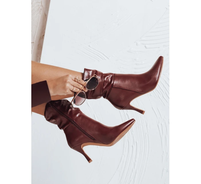 Čižmy na podpätku so stláčaným zvrškom bordové FashionStreet ZY1033
