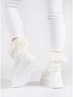 Pekné dámske biele snežnice na platforme Pekné dámske biele snežnice na platforme