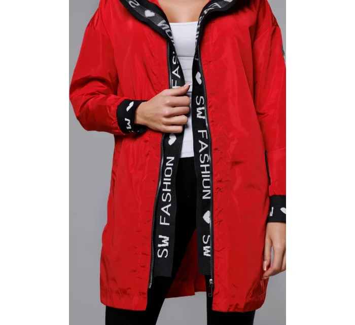 Tenká červená dámska bunda s ozdobnou lemovkou (B8145-4) Tenká červená dámska bunda s ozdobnou lemovkou (B8145-4)