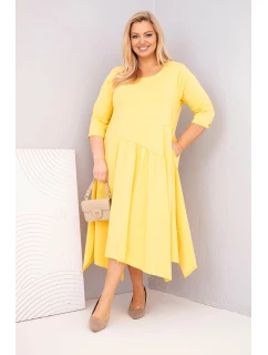 Dámske bavlnené šaty nadmernej veľkosti s asymetrickým lemom žltá