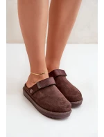 Zateplené dámské pantofle na platformě čokoládové model 21680700 - Boto