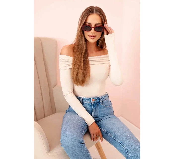 Dámska blúzka s dlhými rukávmi a odhalenými ramenami béžová Dámska blúzka s dlhými rukávmi a odhalenými ramenami béžová