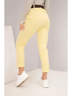 Dámské bavlněné kalhoty s páskem a ohrnutým lemem žluté