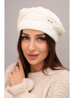 Dámska zimná vlnená čiapka s ozdobnými kryštálmi K399 ecru