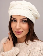 Dámska zimná vlnená čiapka s ozdobnými kryštálmi K399 ecru