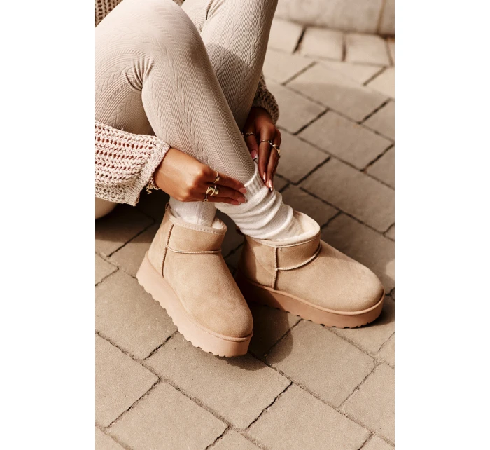 Dámské sněhové boty na platformě Světle béžová model 21808572 - Inello Dámské sněhové boty na platformě Světle béžová model 21808572 - Inello