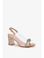 Sandále na podpätku model 213936 Vykročte štýlovo Sandále na podpätku model 213936 Vykročte štýlovo