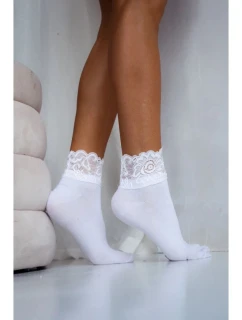 Dámske ponožky so širokou čipkou - biele