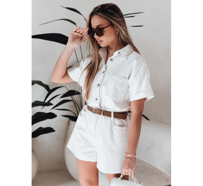 bílý džínový krátký overal Dstreet model 21988009 - FashionStreet bílý džínový krátký overal Dstreet model 21988009 - FashionStreet