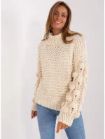 Sweter AT SW model 18895510 jasny beżowy - FPrice Sweter AT SW model 18895510 jasny beżowy - FPrice