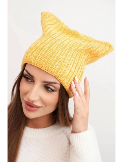 Dámska zimná vlnená čiapka s mačacím strihom z rebrovaného úpletu K419 žltá Dámska zimná vlnená čiapka s mačacím strihom z rebrovaného úpletu K419 žltá
