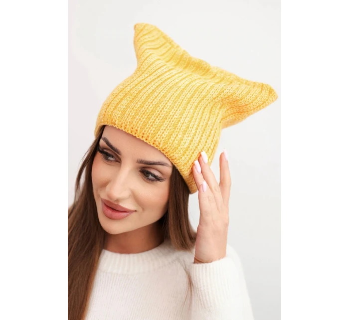 Dámska zimná vlnená čiapka s mačacím strihom z rebrovaného úpletu K419 žltá Dámska zimná vlnená čiapka s mačacím strihom z rebrovaného úpletu K419 žltá