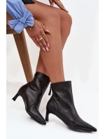 Botki Damskie Z Naturalnej Skóry Na Obcasie D&A CR52-661 Czarne Botki Damskie Z Naturalnej Skóry Na Obcasie D&A CR52-661 Czarne