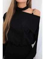 Šaty so zdobením na ramenách čiernej Šaty so zdobením na ramenách čiernej