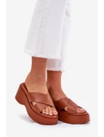 Dámské sandály na platformě a klínu camel model 21687265 - Boto Dámské sandály na platformě a klínu camel model 21687265 - Boto