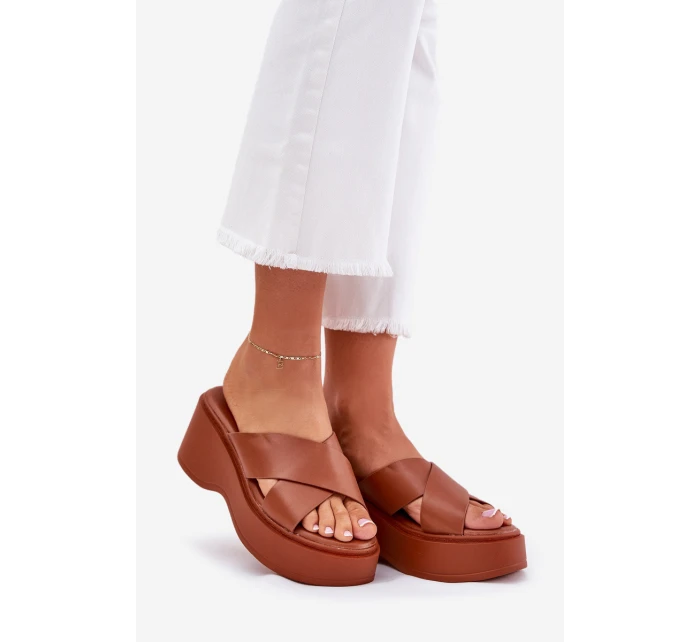 Dámské sandály na platformě a klínu camel model 21687265 - Boto Dámské sandály na platformě a klínu camel model 21687265 - Boto