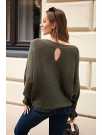 Dámsky mohérový sveter s volánovými rukávmi a výrezom na chrbte khaki Dámsky mohérový sveter s volánovými rukávmi a výrezom na chrbte khaki