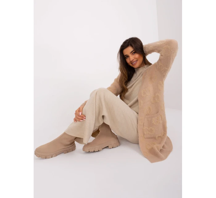 Sweter AT SW model 18997523 beżowy - FPrice Sweter AT SW model 18997523 beżowy - FPrice