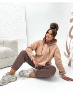 Hrubé dvojfarebné dámske tepláky v čokoládovej farbe (VE102)