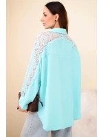 Dámske viskózové tričko s čipkovanými rukávmi a golierom mätovej farby