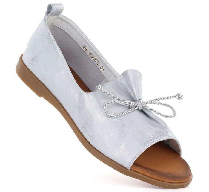 Dámské kožené polobotky s otevřenou špičkou stříbrné barvy model 22099480 - Cambell