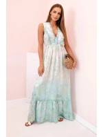 Dámske viskózové šaty s mätovou výšivkou