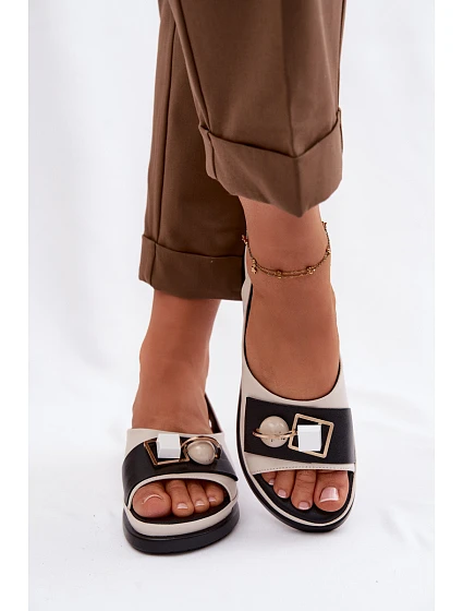 Dámske kožené sandále GR61-5932 béžovo-čierne - D&A