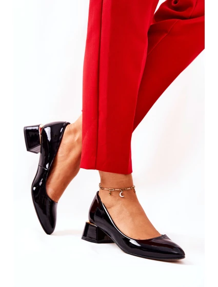 Skórzane Lakierowane Czółenka Lewski 3118 Czarne