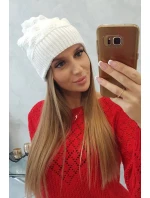 Dámská čepice bílá model 18751877 - K-Fashion Dámská čepice bílá model 18751877 - K-Fashion