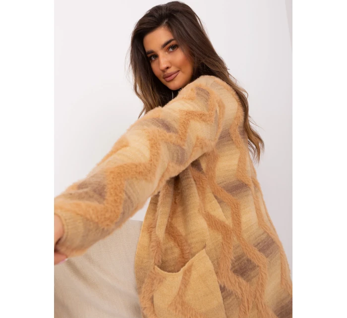 Sweter AT SW model 19011872 beżowy - FPrice Sweter AT SW model 19011872 beżowy - FPrice