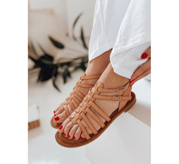 Dámské sandály béžové Dstreet model 21990006 - FashionStreet Dámské sandály béžové Dstreet model 21990006 - FashionStreet