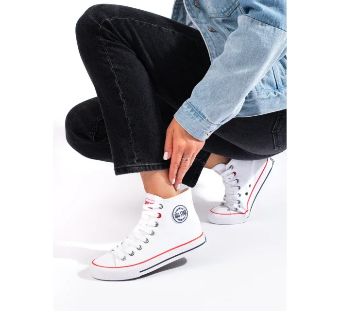 Štýlové biele tenisky pre ženy bez podpätku Štýlové biele tenisky pre ženy bez podpätku