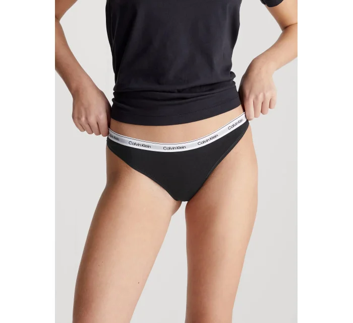 Dámske tangá 000QD5043E UB1 black- Calvin Klein Dámske tangá 000QD5043E UB1 black- Calvin Klein