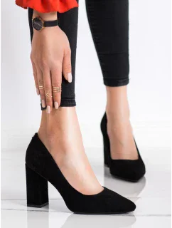 Klasické lodičky dámské černé na širokém podpatku