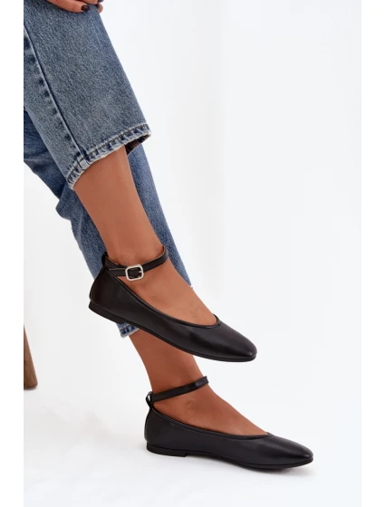 Balerínky model 222994 Krok vo veľkom štýle Balerínky model 222994 Krok vo veľkom štýle