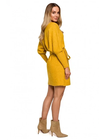 Zavinovací svetrové šaty s vázáním model 18003592 - Moe Zavinovací svetrové šaty s vázáním model 18003592 - Moe