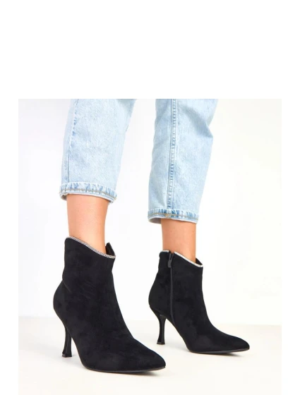 Topánky na podpätku model 217908 Solea