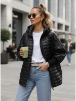 Dámska prešívaná bunda s kapucňou čierna FashionStreet TY5529 Dámska prešívaná bunda s kapucňou čierna FashionStreet TY5529