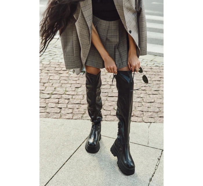 Kozaki Damskie Za Kolano Na Masywnej Platformie Czarne Erisna