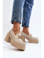 Topánky na polpäte model 192289 Krok vo veľkom štýle Topánky na polpäte model 192289 Krok vo veľkom štýle