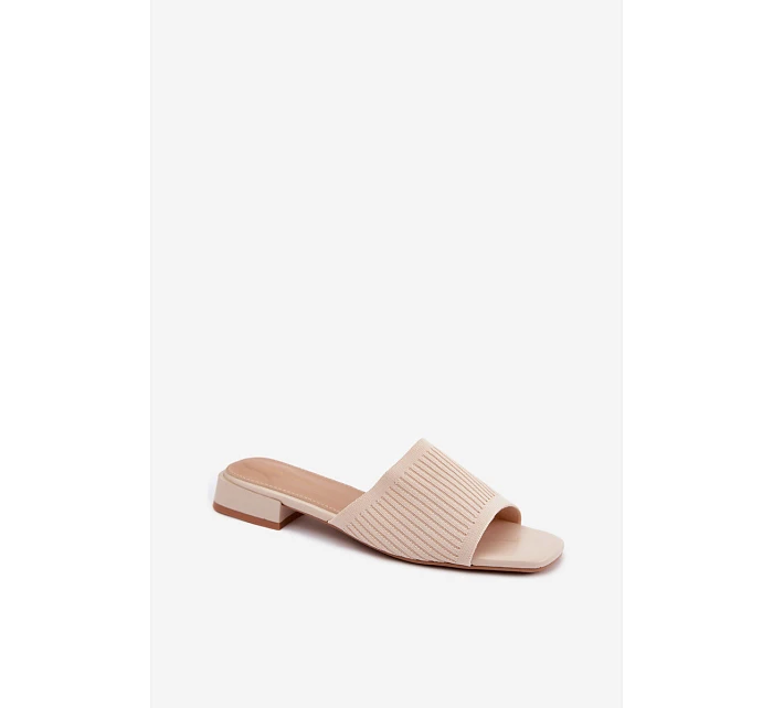 Materiálové dámské pantofle na nízkém podpatku Světle béžové model 22122680 - Boto