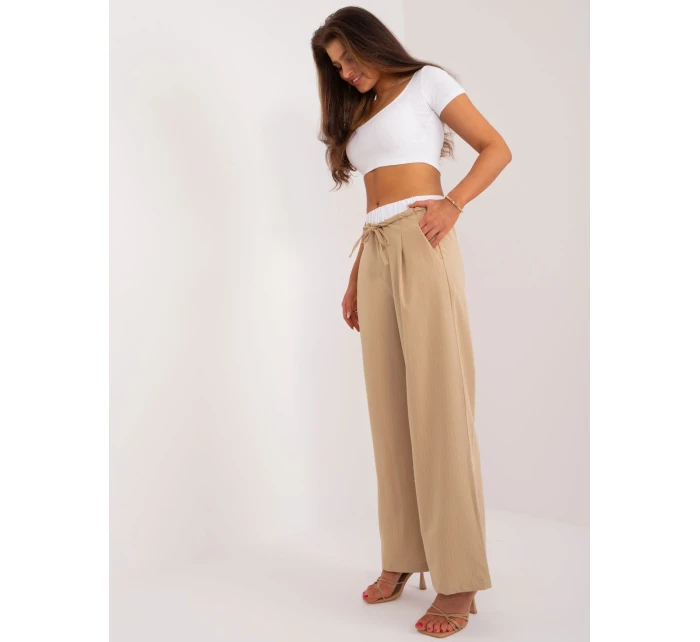 Spodnie DHJ SP model 19915347 camelowy - FPrice Spodnie DHJ SP model 19915347 camelowy - FPrice