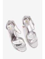 Dámske sandále na podpätku - strieborné Revella
