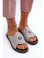 Lesklé dámske ploché papuče so strieborným lemovaním Ebirena Lesklé dámske ploché papuče so strieborným lemovaním Ebirena