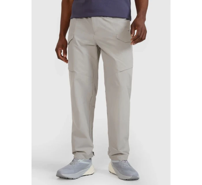 Pánske voľnočasové nohavice 4F 4FWSS25TTROM0998-26S Pánske voľnočasové nohavice 4F 4FWSS25TTROM0998-26S