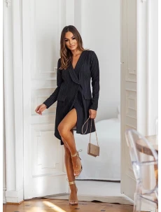 Čierne rebrované šaty v štýle bundy s prúžkami (8240)