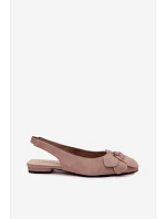 Kožené semišové sandály na plochém podpatku s ozdobným květem Vinceza Béžové