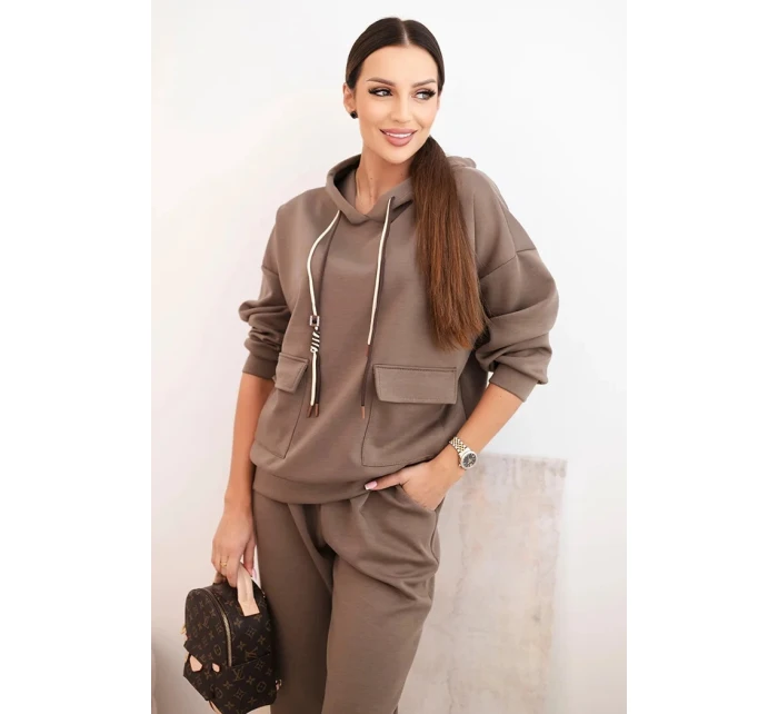 Komplet dámský máslový mikina s kapucí a kalhoty s páskem fango Komplet dámský máslový mikina s kapucí a kalhoty s páskem fango